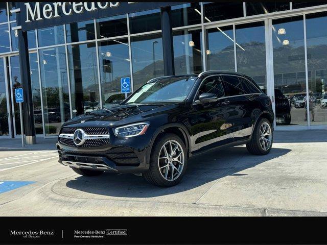 Photo of 2022 Black Mercedes-Benz GLC 300