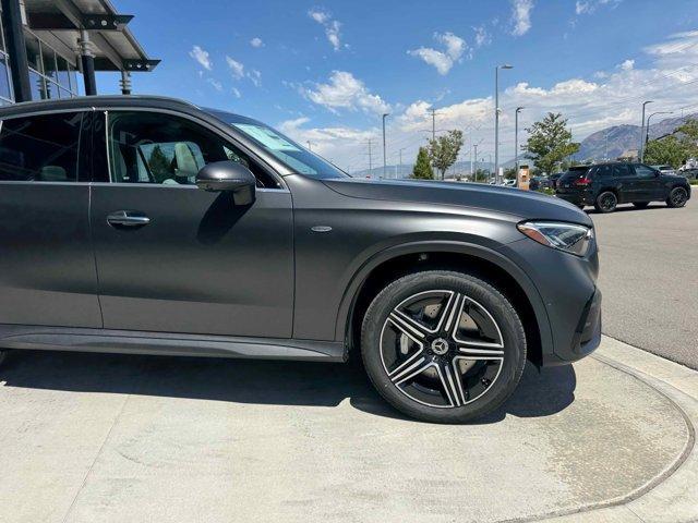 Photo of 2025 Gray Mercedes-Benz GLC 350e