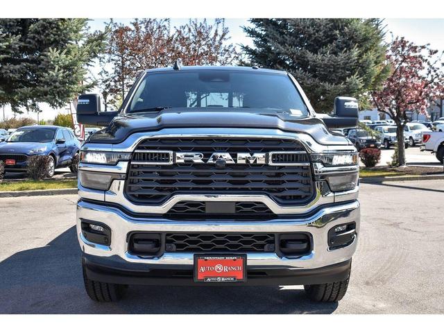 Photo of 2025 Granite Crystal Clearcoat Metallic RAM 2500