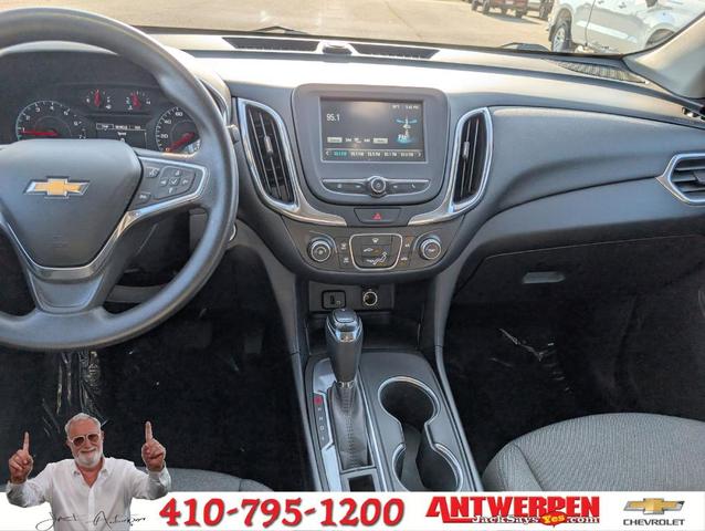 Photo of 2018 Orange Burst Metallic Chevrolet Equinox