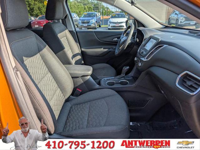Photo of 2018 Orange Burst Metallic Chevrolet Equinox