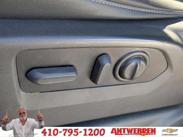 Photo of 2022 Ebony Twilight Metallic GMC Sierra 2500