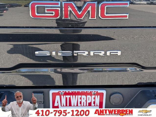 Photo of 2022 Ebony Twilight Metallic GMC Sierra 2500