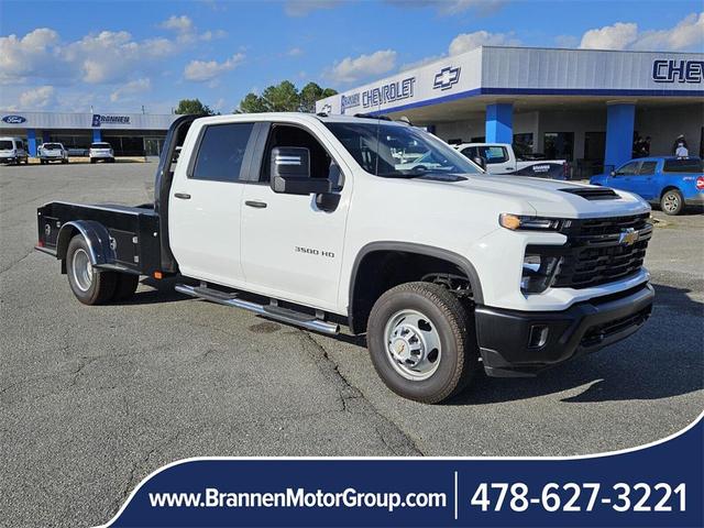 Photo of 2024 Summit White Chevrolet Silverado 3500