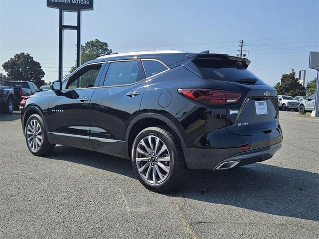 Photo of 2025 Black Chevrolet Blazer