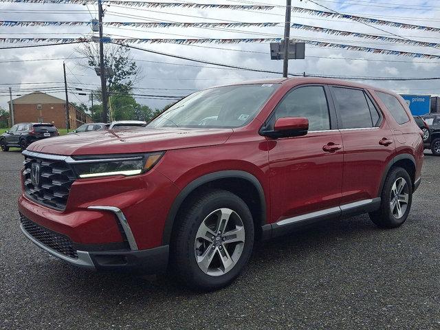 Photo of 2025 Radiant Red Metallic II Honda Pilot