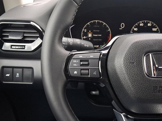 Photo of 2025 Radiant Red Metallic II Honda Pilot