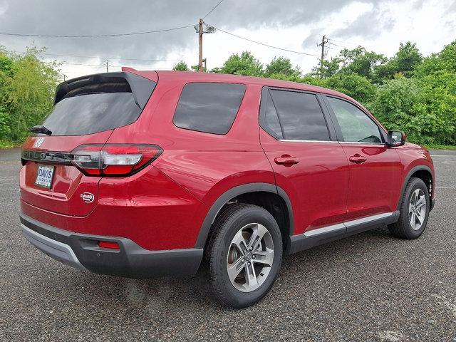 Photo of 2025 Radiant Red Metallic II Honda Pilot