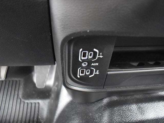 Photo of 2025 Bright White Clearcoat RAM 2500