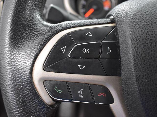 Photo of 2016 Brilliant Black Crystal Pearlcoat Jeep Cherokee