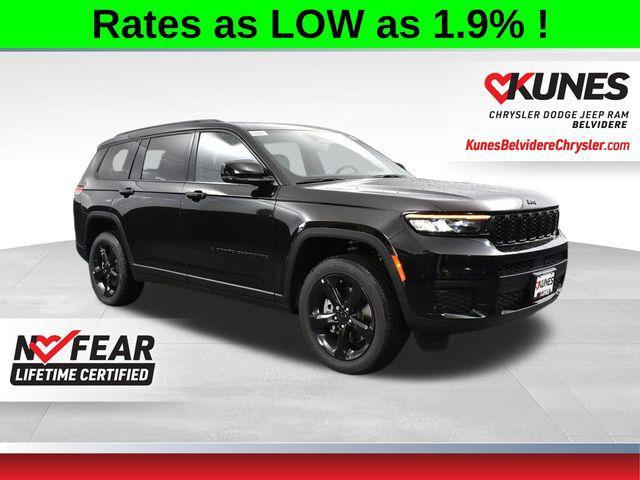 Photo of 2025 Diamond Black Crystal Pearlcoat Jeep Grand Cherokee L