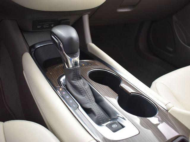 Photo of 2024 Summit White Chevrolet Malibu
