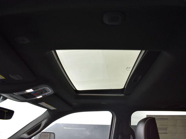 Photo of 2025 Diamond Black Crystal Pearlcoat RAM 3500