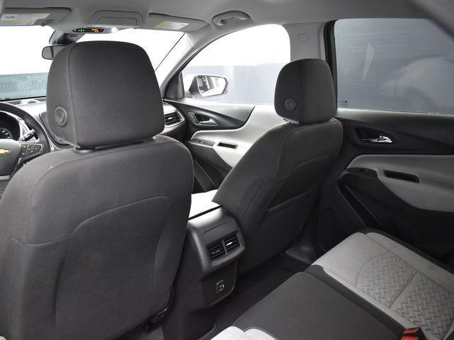 Photo of 2024 Summit White Chevrolet Equinox