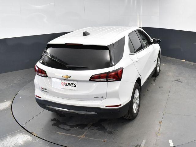 Photo of 2024 Summit White Chevrolet Equinox