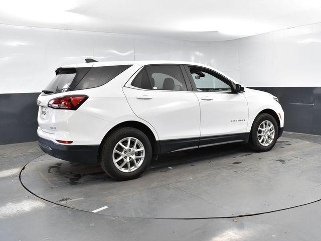Photo of 2024 Summit White Chevrolet Equinox