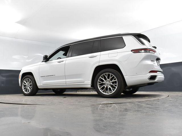 Photo of 2023 Bright White Clearcoat Jeep Grand Cherokee L