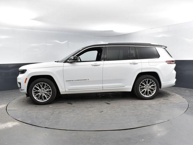 Photo of 2023 Bright White Clearcoat Jeep Grand Cherokee L