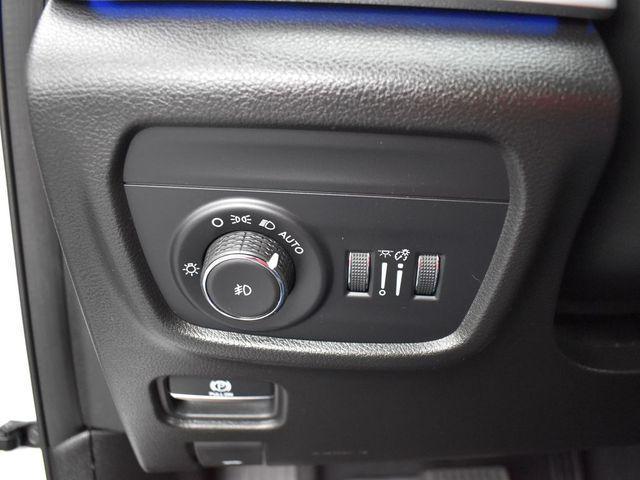 Photo of 2023 Bright White Clearcoat Jeep Grand Cherokee L