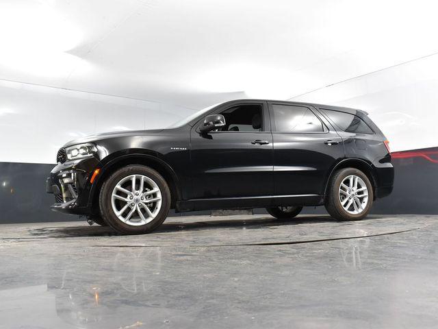 Photo of 2022 DB Black Crystal Clearcoat Dodge Durango