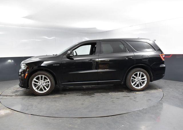 Photo of 2022 DB Black Crystal Clearcoat Dodge Durango