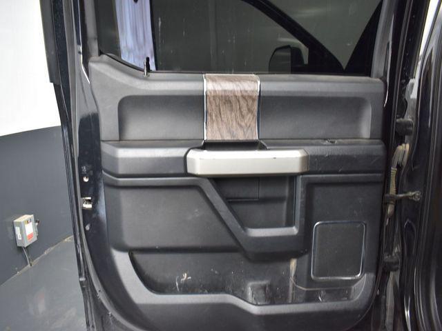Photo of 2019 Agate Black Metallic Ford F-250