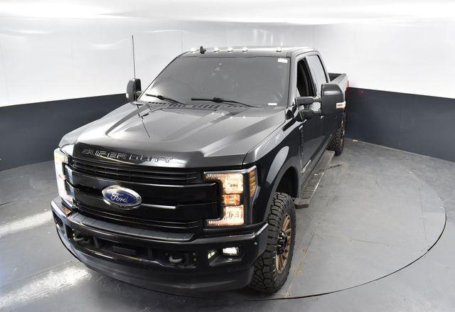 Photo of 2019 Agate Black Metallic Ford F-250