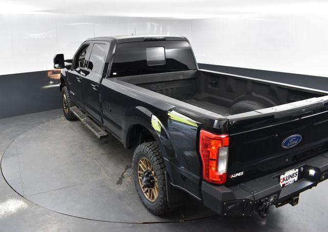 Photo of 2019 Agate Black Metallic Ford F-250