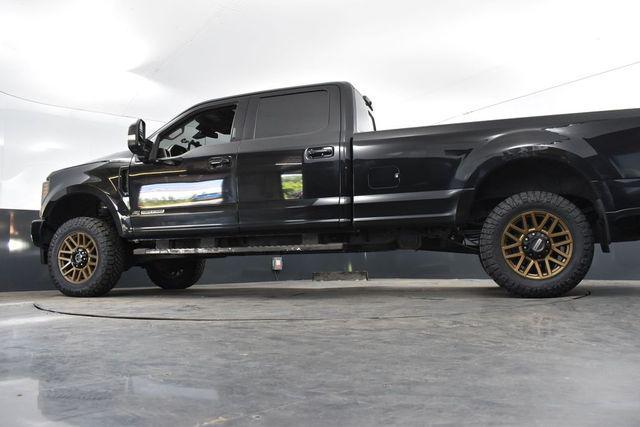Photo of 2019 Agate Black Metallic Ford F-250