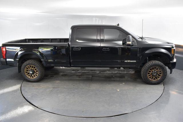 Photo of 2019 Agate Black Metallic Ford F-250