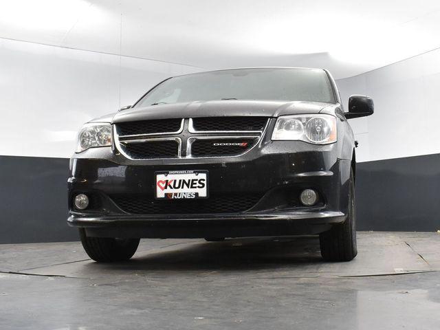 Photo of 2019 Brilliant Black Crystal Pearlcoat Dodge Grand Caravan
