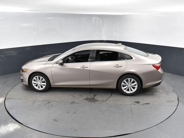 Photo of 2024 Mineral Gray Metallic Chevrolet Malibu