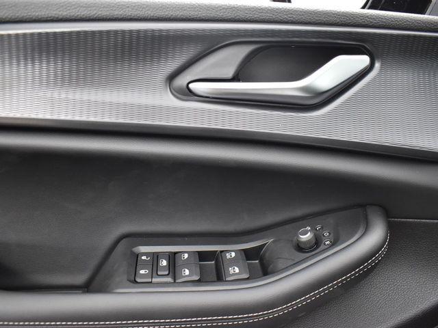 Photo of 2025 Silver Zynith Jeep Grand Cherokee L