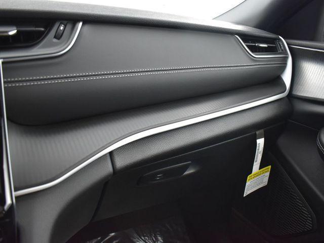 Photo of 2025 Baltic Gray Metallic Clearcoat Jeep Grand Cherokee L