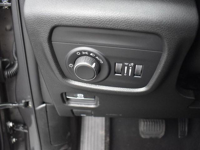 Photo of 2025 Baltic Gray Metallic Clearcoat Jeep Grand Cherokee L