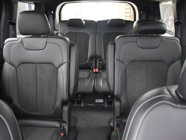 Photo of 2025 Baltic Gray Metallic Clearcoat Jeep Grand Cherokee L