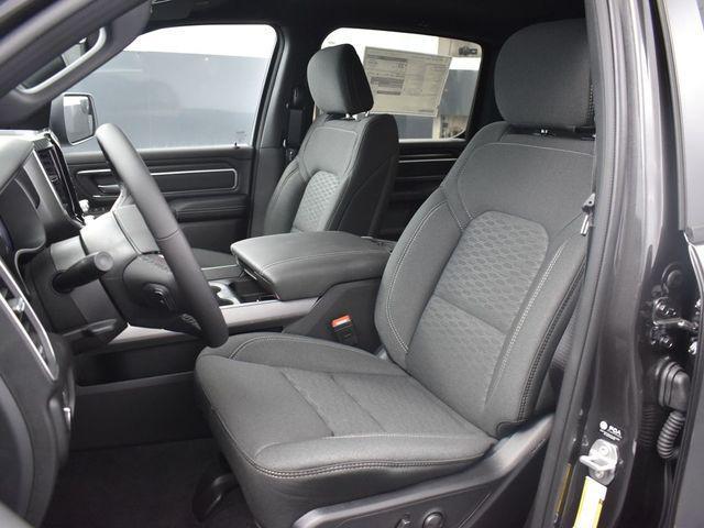 Photo of 2026 Granite Crystal Metallic Clearcoat RAM 1500