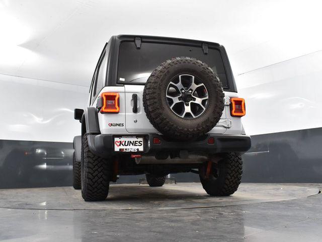 Photo of 2019 Bright White Clearcoat Jeep Wrangler Unlimited