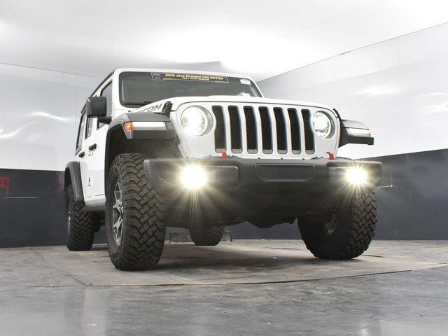 Photo of 2019 Bright White Clearcoat Jeep Wrangler Unlimited
