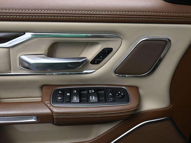 Photo of 2019 Granite Crystal Metallic Clearcoat RAM 1500