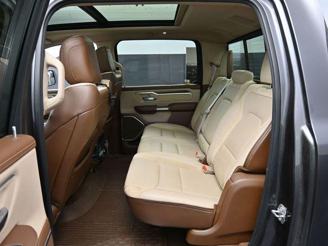 Photo of 2019 Granite Crystal Metallic Clearcoat RAM 1500