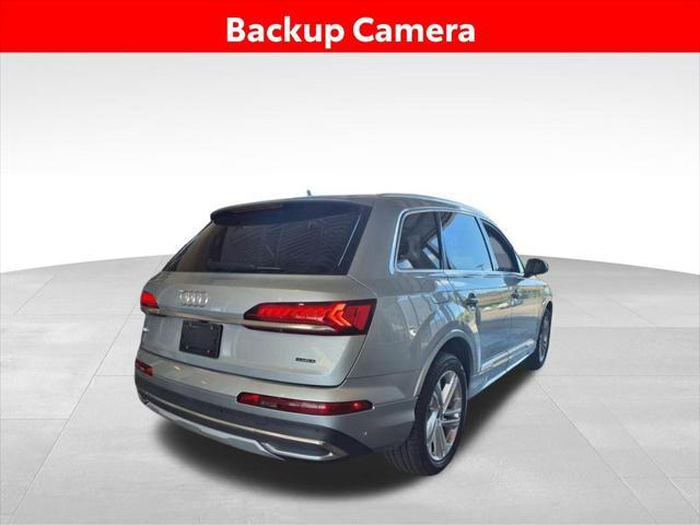 Photo of 2023 Satellite Silver Metallic Audi Q7
