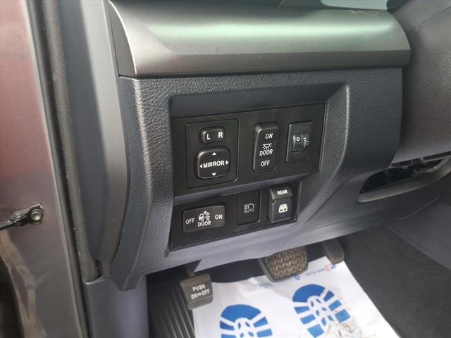 Photo of 2019 Cement Gray Toyota Tundra