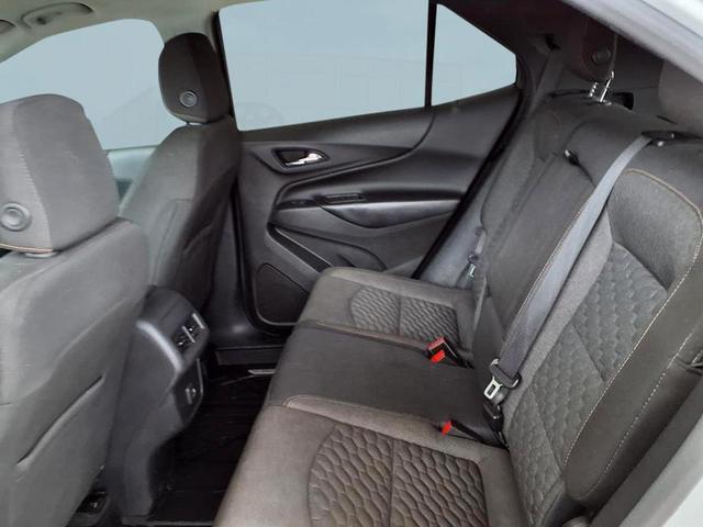 Photo of 2019 Summit White Chevrolet Equinox