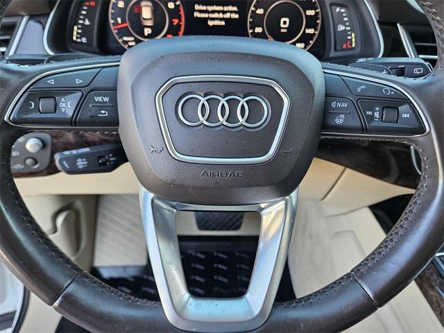 Photo of 2018 Glacier White Metallic Audi Q7