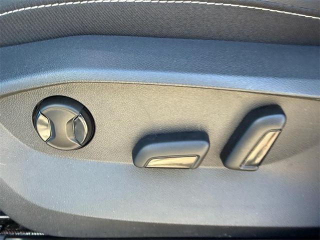 Photo of 2022 Blue Volkswagen Taos