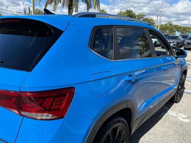 Photo of 2022 Blue Volkswagen Taos