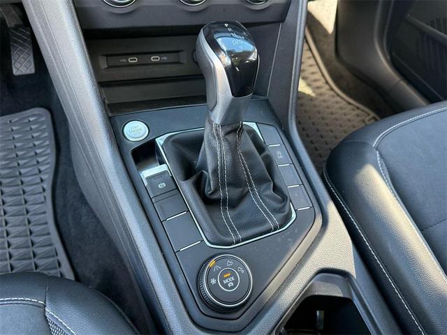 Photo of 2022 Blue Volkswagen Taos