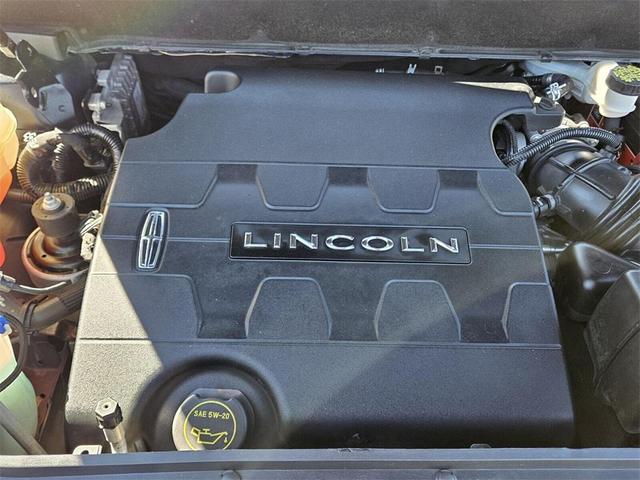 Photo of 2018 Blue Lincoln MKX