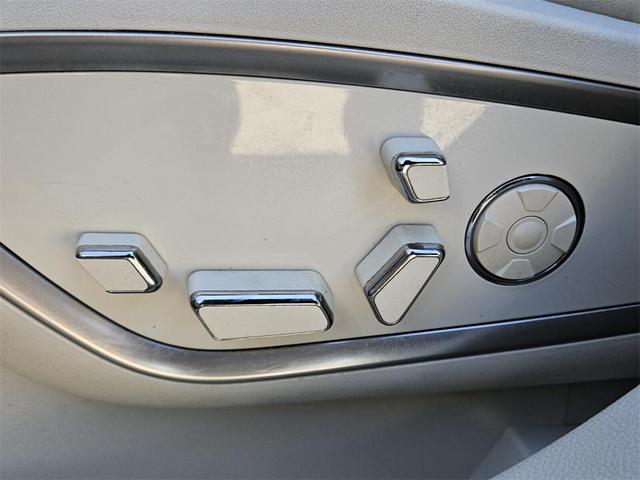 Photo of 2018 Blue Lincoln MKX